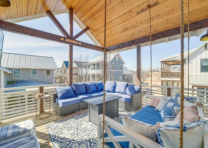 Cozy Carlton Landing Home - Pools & Lake Access